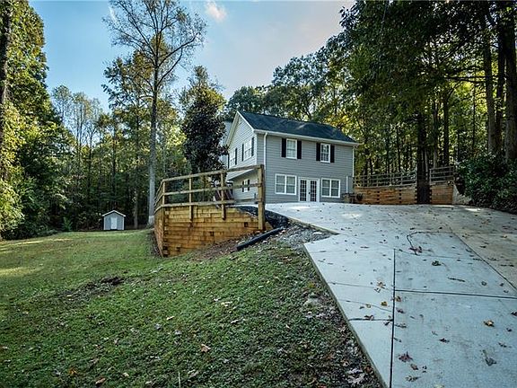 3rd image of 5862 Taylor Creek Dr