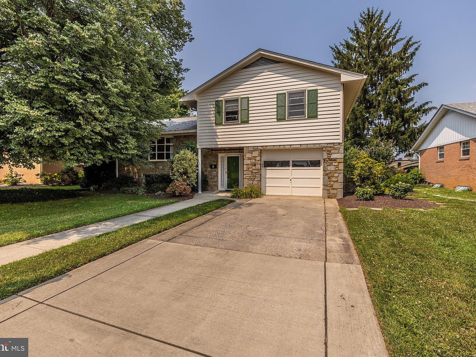 703 Wyngate Dr, Frederick, MD 21701 | Zillow