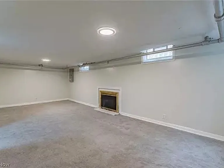 16724 Scottsdale Blvd — Photo 23