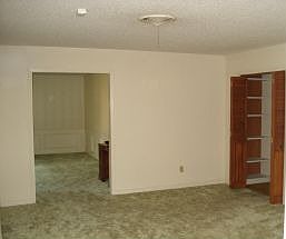 4th image of 656 Gardenia Ave