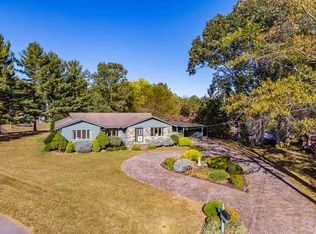 809 Kent Rd, Waynesboro, VA 22980