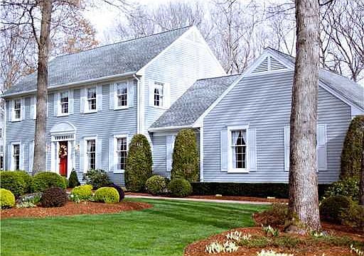 1st image of 18 Stillwater Dr