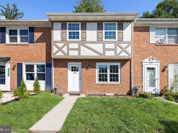 702 Hills Dr, Gettysburg, PA 17325