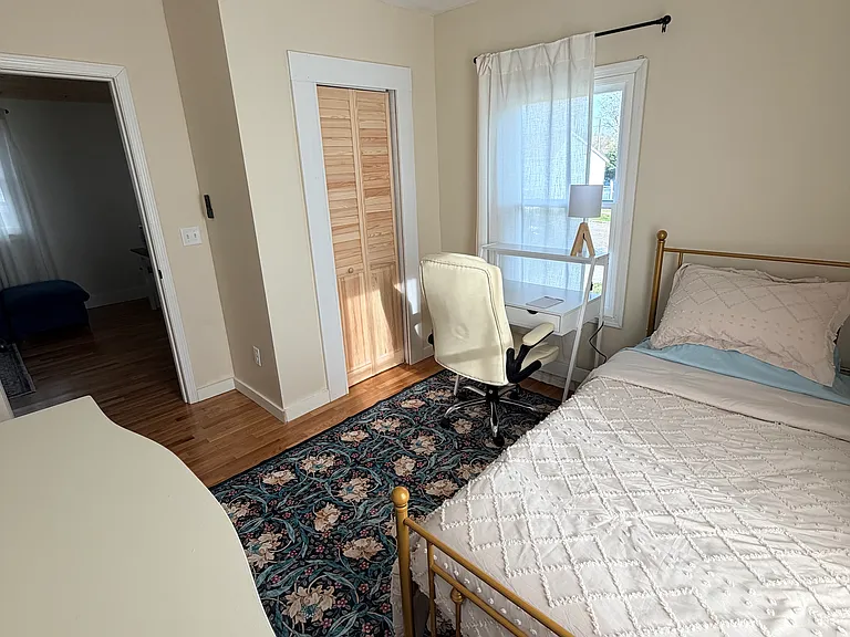2321 E Glenwood Ave — Photo 18
