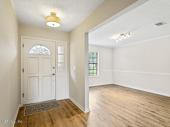 3rd image of 12620 BRADY PLACE Boulevard