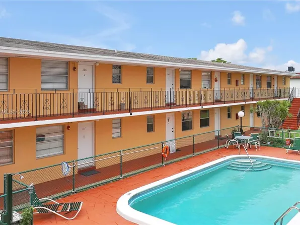 3800 SW 102nd Ave APT 206, Miami, FL 33165