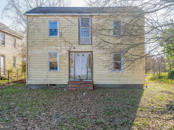 1148 W 6th St, Laurel, DE 19956