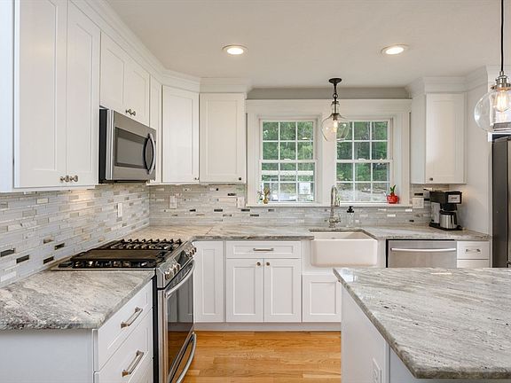 5th image of 54 Clarissa Joseph Rd