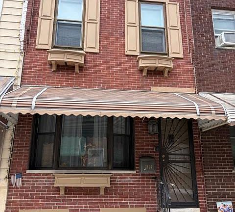 2nd image of 2424 S Sartain St
