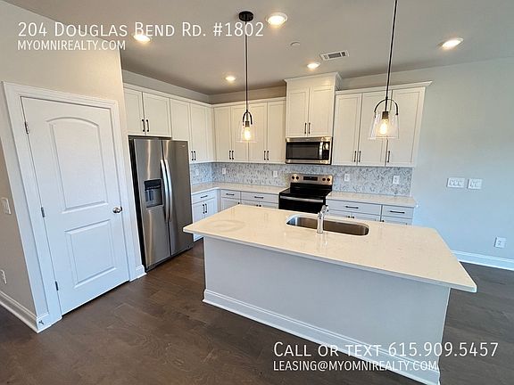 3rd image of 204 Douglas Bend Rd #1802