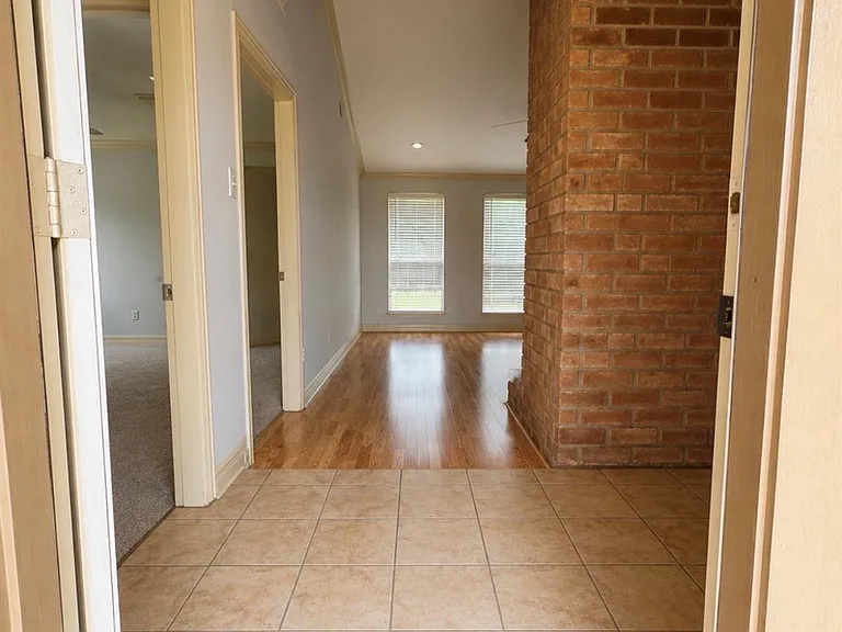 4423 Wee Laddie Ln — Photo 4