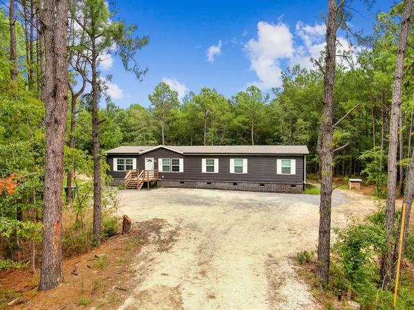 380 Dike Rd, Bonneau, SC 29431