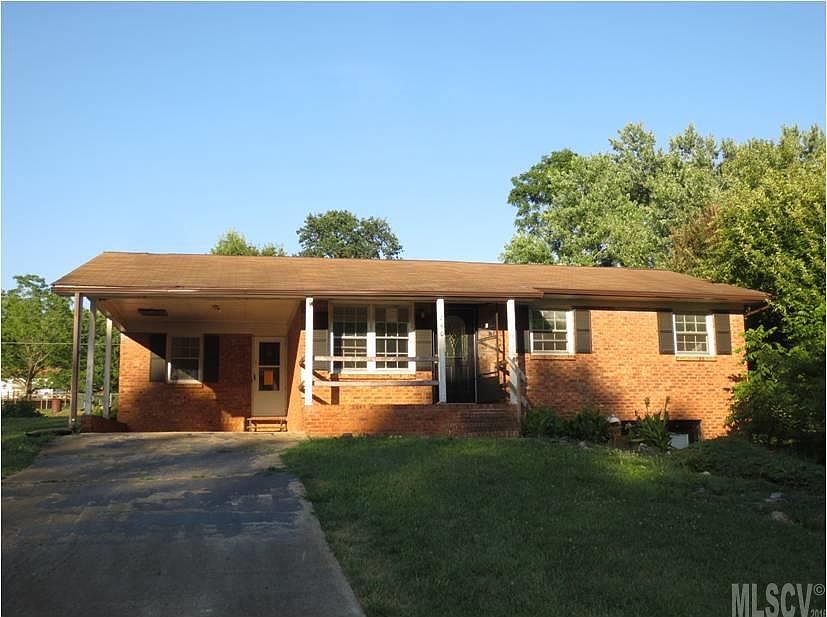 1st image of 240 Saint Jill Cir