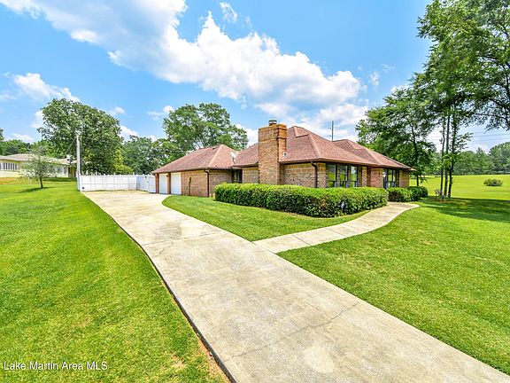 4th image of 1587 Briarwood Dr