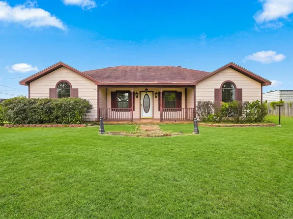 493 Fredrick Dr, Thibodaux, LA 70301