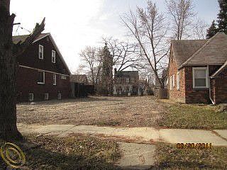 2nd image of 9205 Kensington Ave