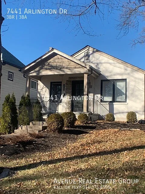 7441 Arlington Dr photo 1