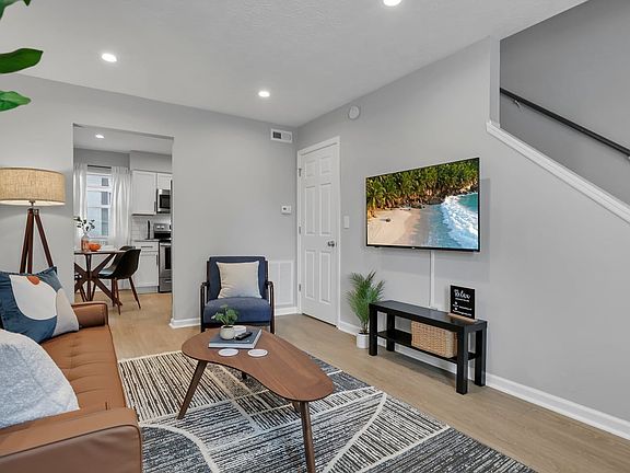 3rd image of 380 Forest St #G