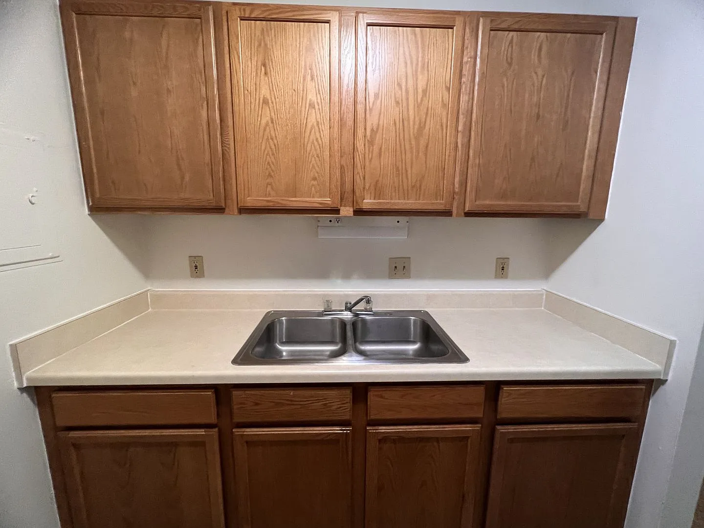 Gold Falls Villa Apartments — Photo 2