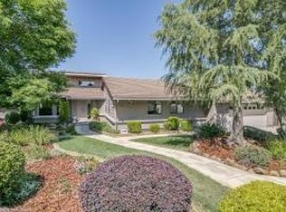 898 Cardiff Ct, Redding, CA 96003