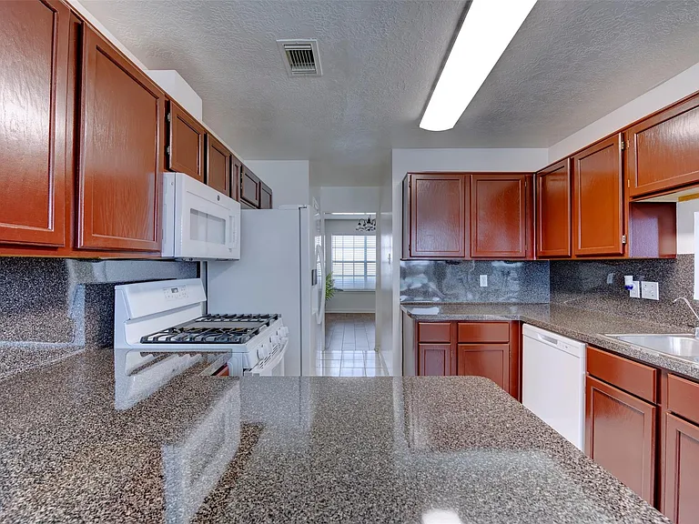 4026 Almond Lake Dr — Photo 18