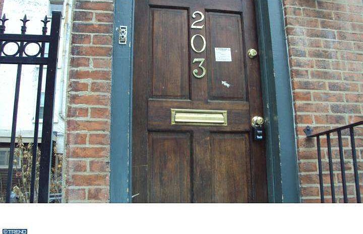 1st image of 203 S Sartain St