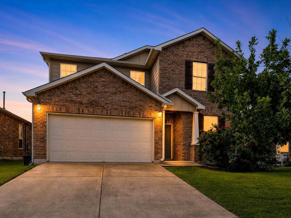 1st image of 139 Palm Dr