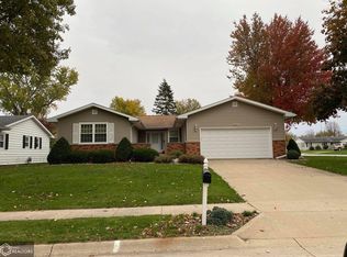 1034 Willow Ave, Burlington, IA 52601