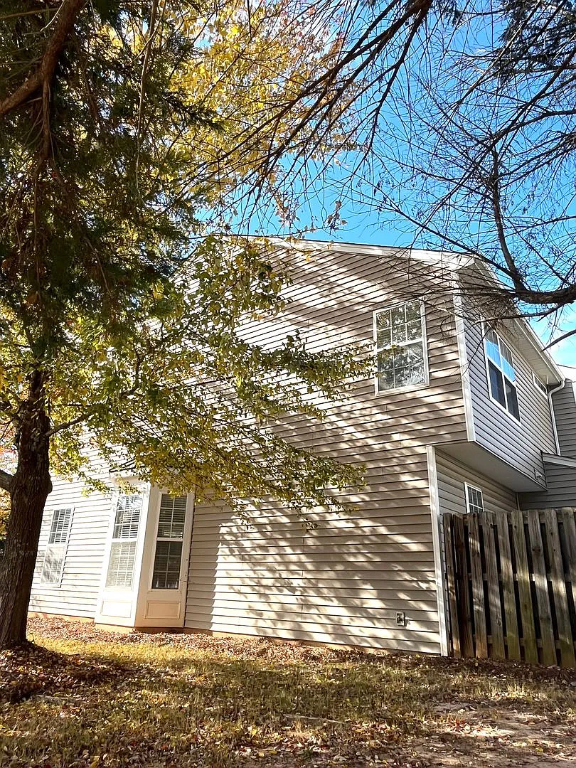 Building Photo - 77 Sikes Cir