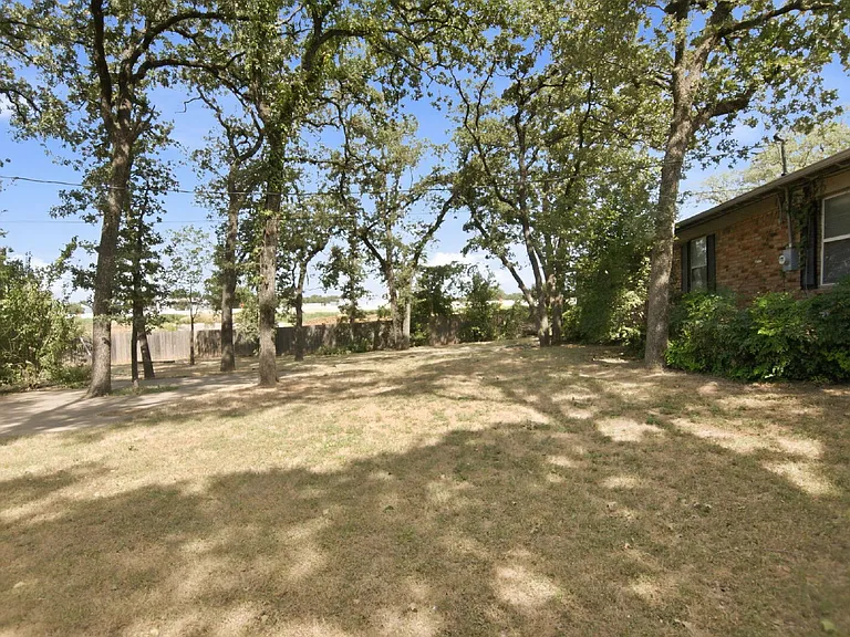 6500 Callahan Ct — Photo 21