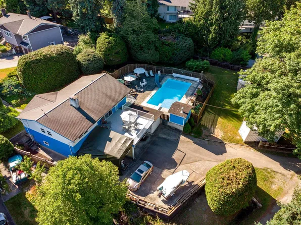 1619 Stella Pl, Pt Coquitlam, BC V3C 2R4
