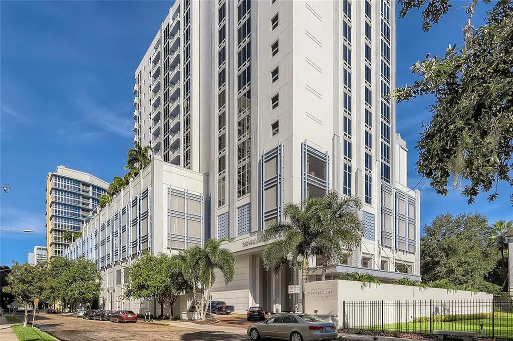 1 bed, 1.0 bath, 722 sqft, $2,000 — Photo 3