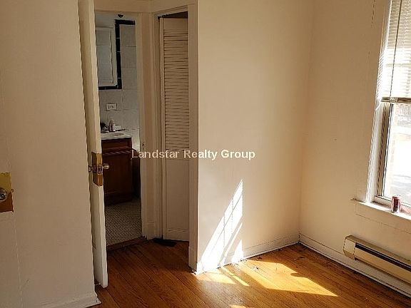 3rd image of 3261 W Wrightwood Ave APT 1L