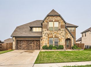 1608 Pierce St, Waxahachie, TX 75165