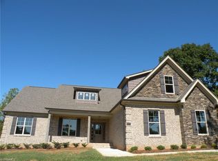 977 Petree Rd, Winston Salem, NC 27106