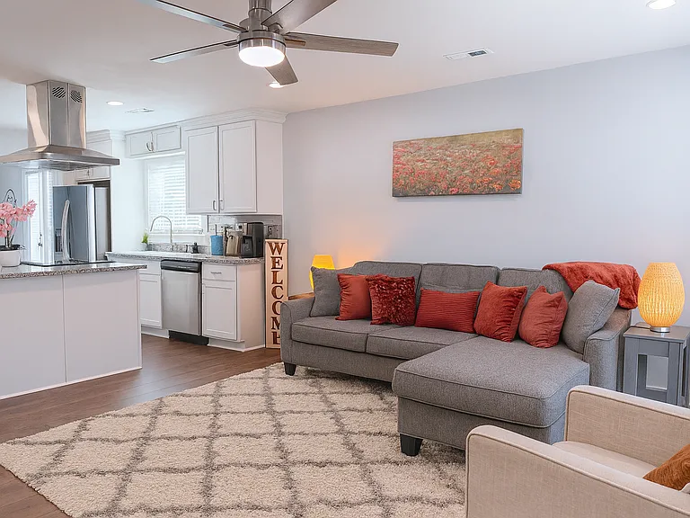 445 Short Hills Dr — Photo 38