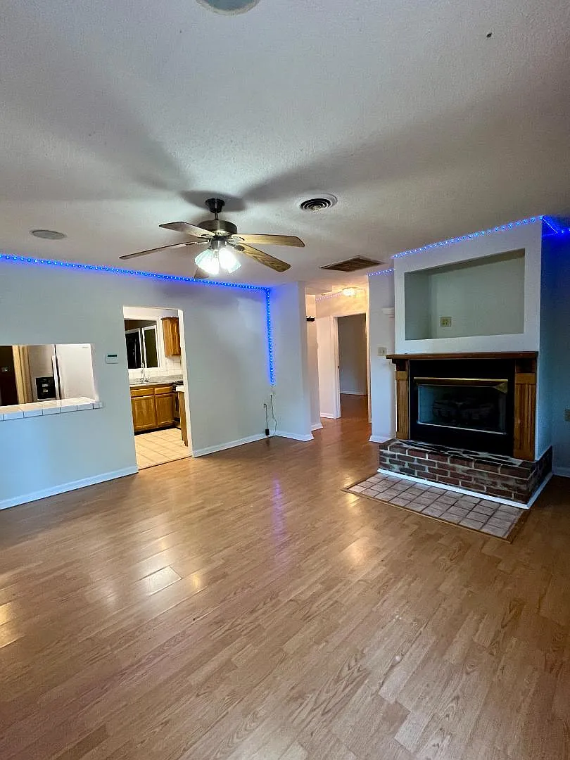 2518 Immanuel Rd — Photo 4