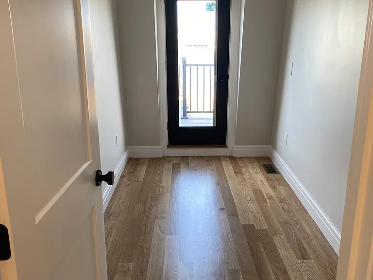 200 Falcon St #3 — Photo 14