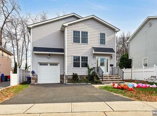 409 E 54th St, Elmwood Park, NJ 07407