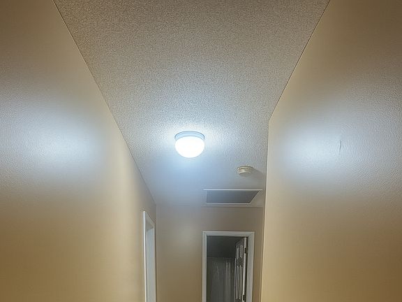 4th image of 208 Golden Eagle Dr
