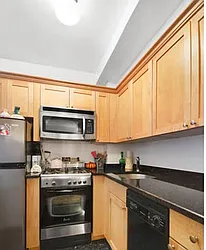 Rented by Manhattan Realty Group