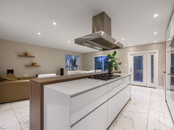 5th image of 23811 115a Ave