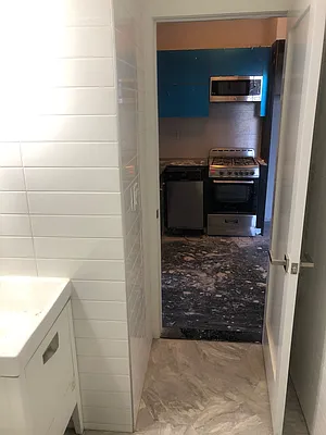 Rented by Nooklyn NYC LLC | media 31