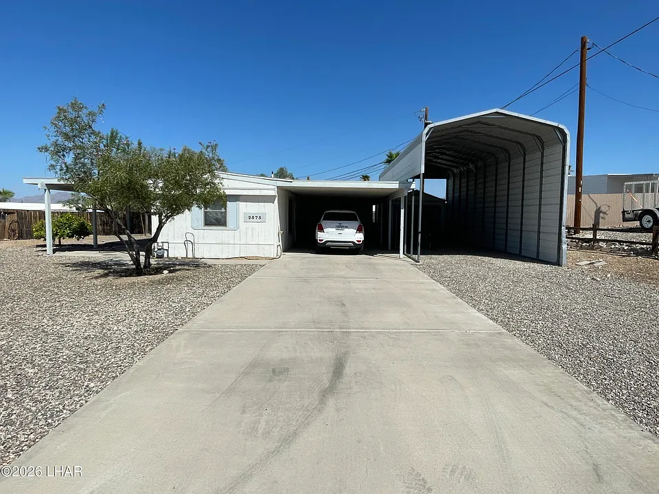 2575 Donna Dr