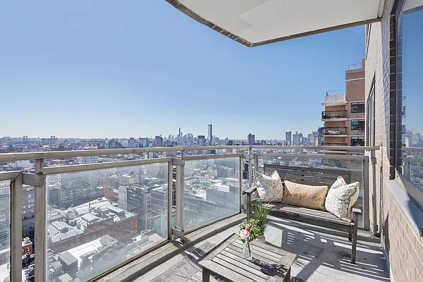 Sold by Keller Williams NYC | media 2