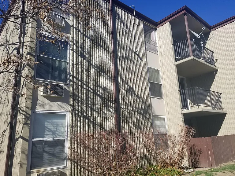 2281 S Vaughn Way #206A — Photo 46