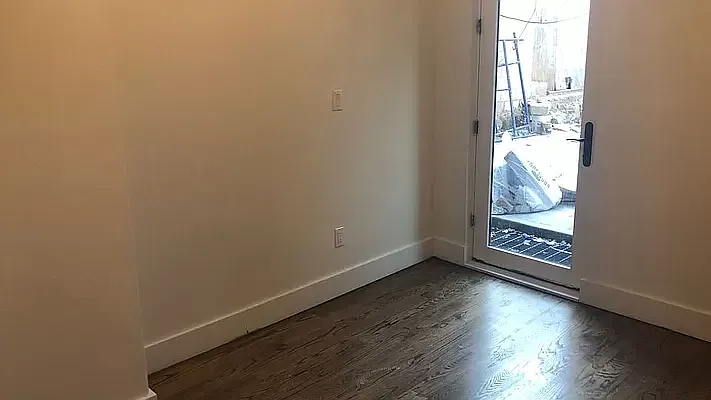 Rented by Reside New York | media 21