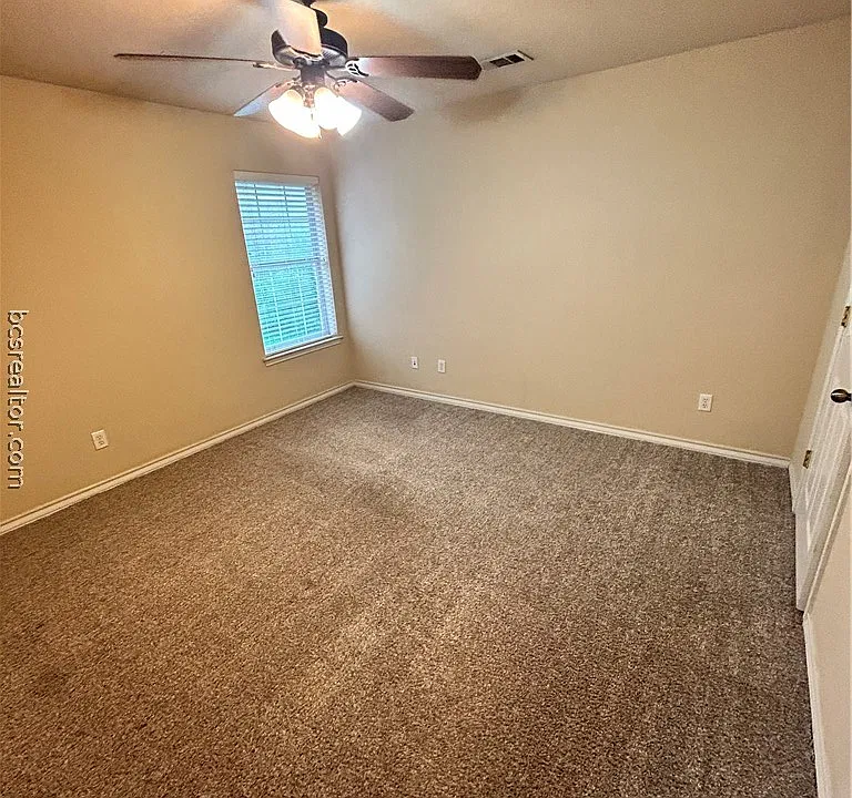 3530 Paloma Ridge Dr