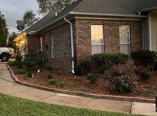 52 Willow Rdg, Pontotoc, MS 38863