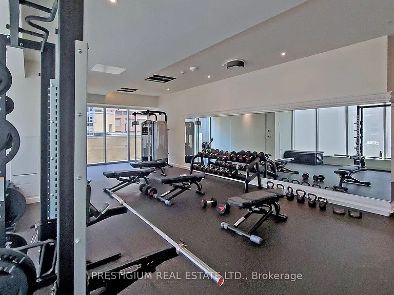 197 Yonge St #4714 — Photo 15